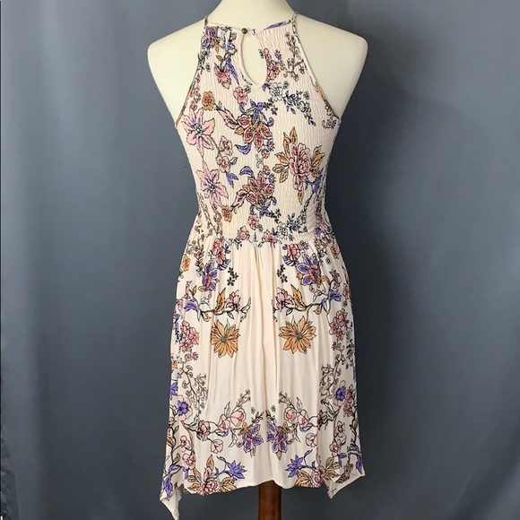 High neck dress - Picture 6 of 7